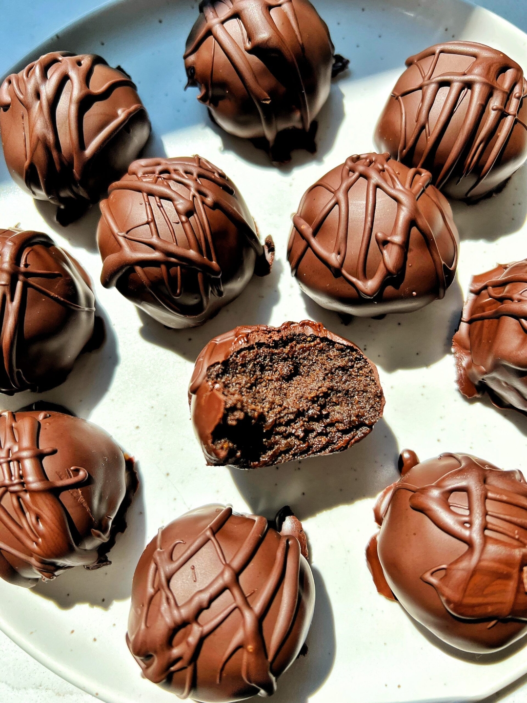 Make Valentine's Day Chocolate Truffles with Bob Dorr (2-4pm)