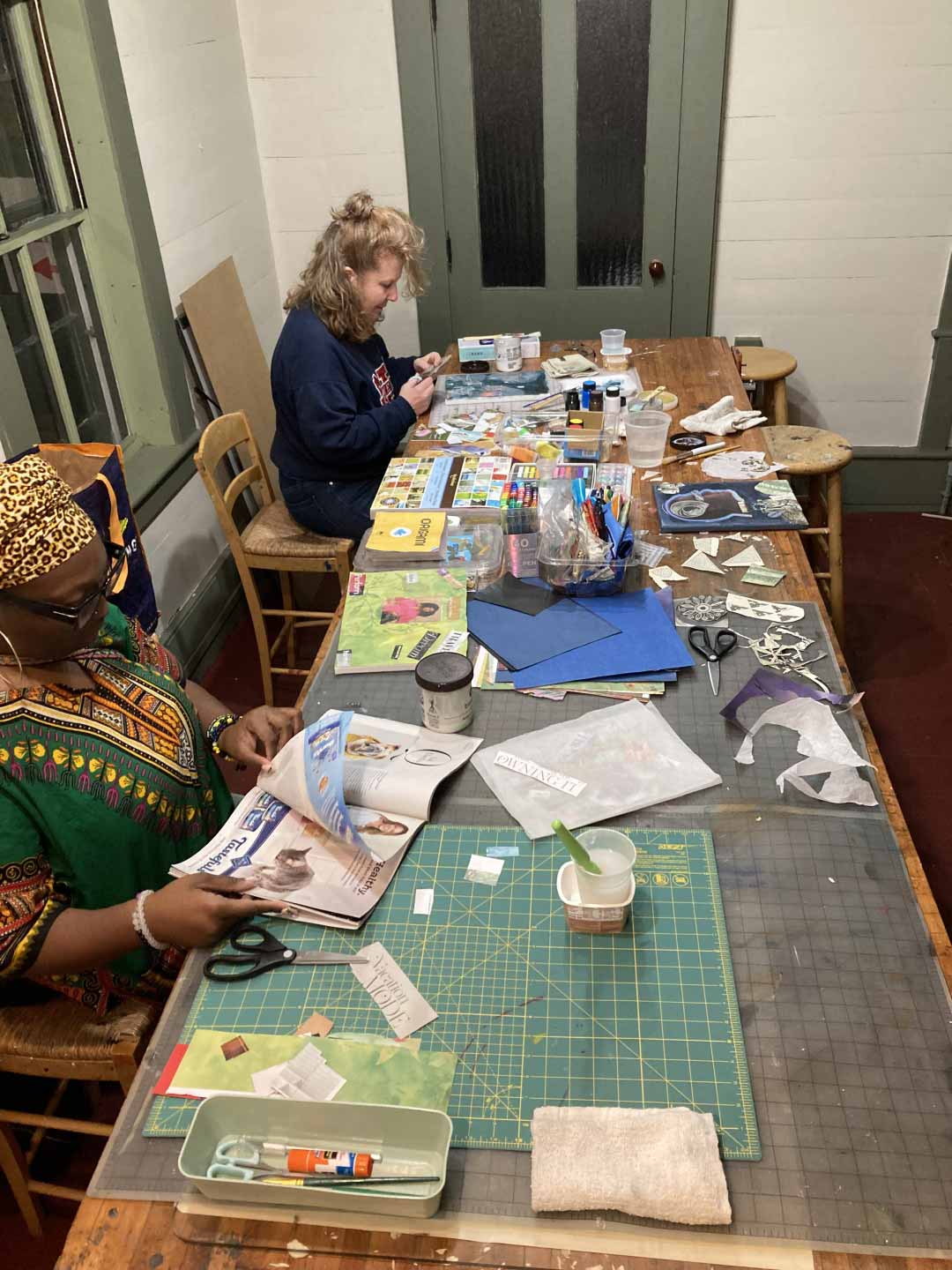 Exploring Mixed Media Collage with Dania Jones (one-day) - 5/6